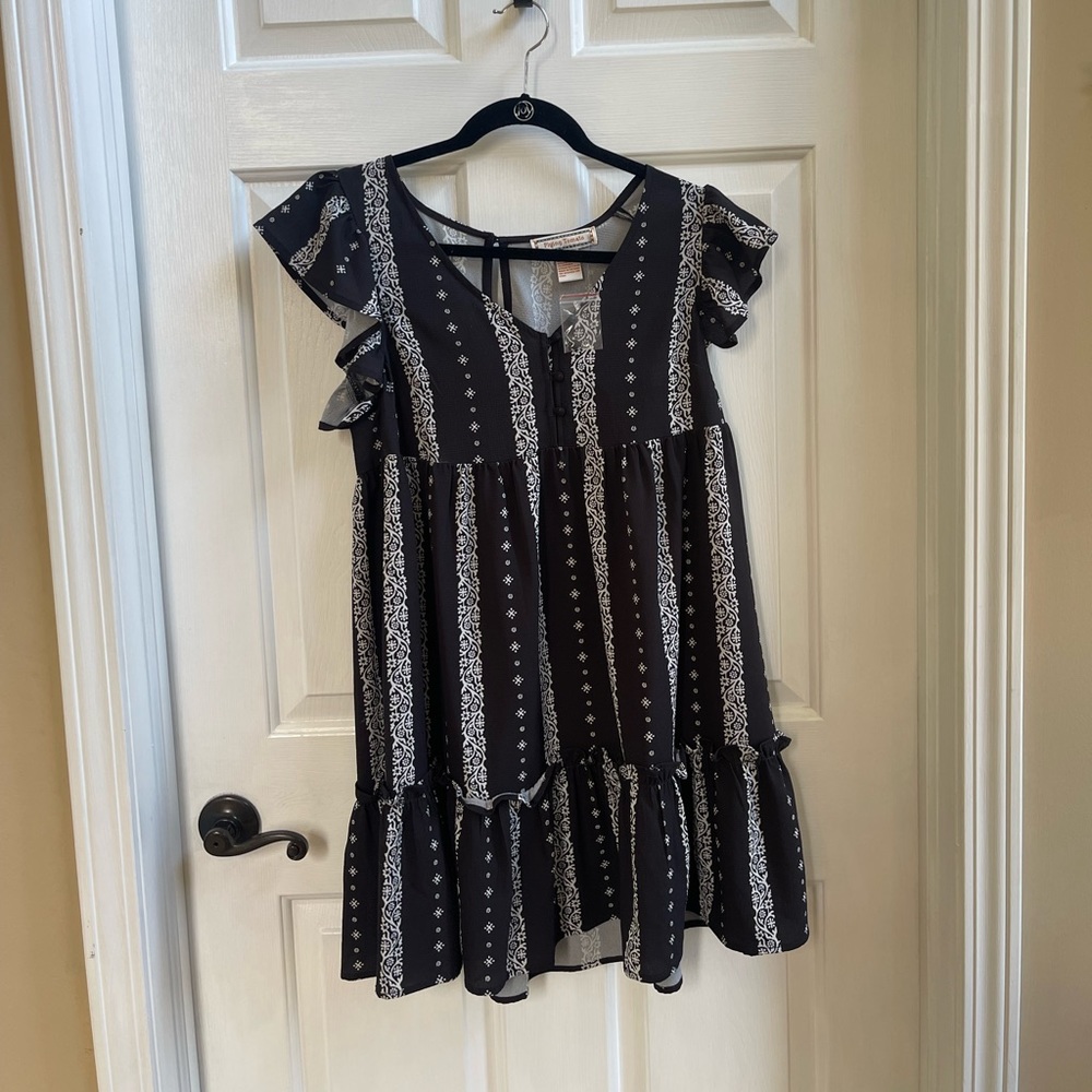 Black and white printed dress